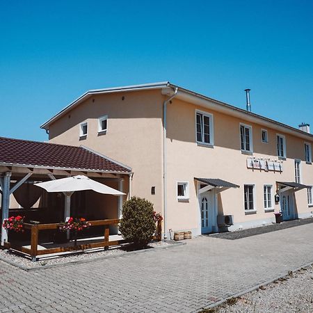 Drei Baeren Inn Aichach Bagian luar foto